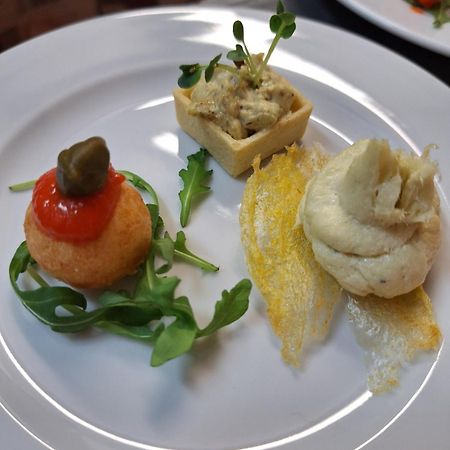 Albergo Ristorante Valsugana Primolano Bagian luar foto